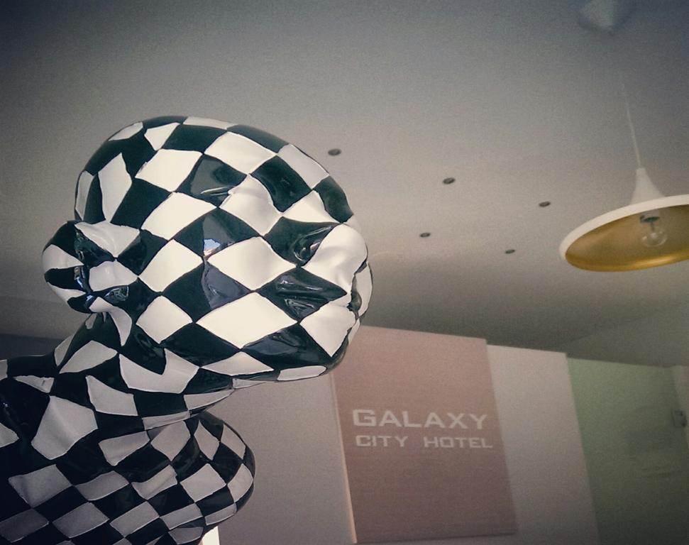 Galaxy 3* Тасос